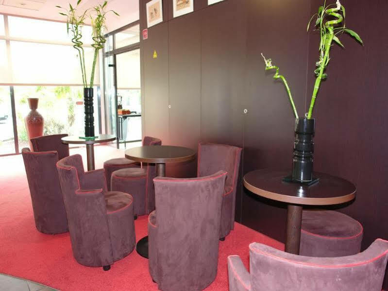Brit Hotel Du Stade Rennes Ouest Екстер'єр фото